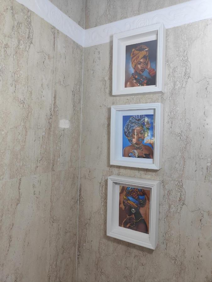 Center Beach 2 Beds Appartement Elviria ماربيا المظهر الخارجي الصورة