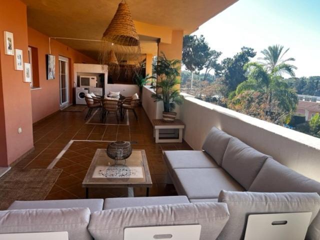 Center Beach 2 Beds Appartement Elviria ماربيا المظهر الخارجي الصورة